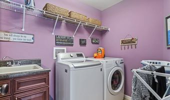 14454 Sunset Forest Ct, Ballwin, MO 63011