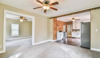 138 SW 100th St, Augusta, KS 67010