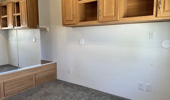 21292 W Shalako Ln 366, Congress, AZ 85332