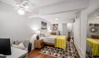 1350 Lopaka Pl, Kailua, HI 96734