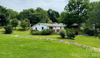 20 Ridge Cross Rd, Asheville, NC 28805