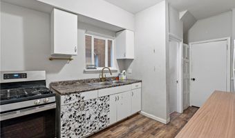 848 Duss Ave, Ambridge, PA 15003