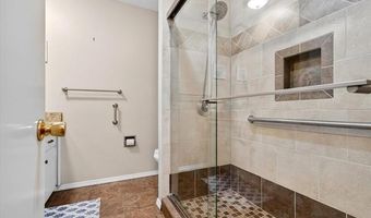 737 Crown Dr, Bartlesville, OK 74006