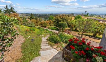 4938 San Jacinto Cir E, Fallbrook, CA 92028