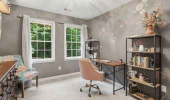 5050 Southlake Dr, Alpharetta, GA 30005