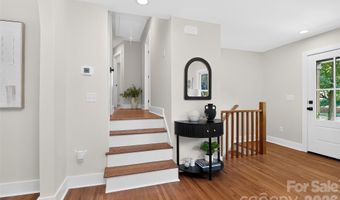 3617 Woodleaf Rd, Charlotte, NC 28205