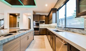 94 Glade Hollow Dr, Las Vegas, NV 89135