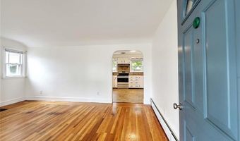 248 Don Ave, East Providence, RI 02916