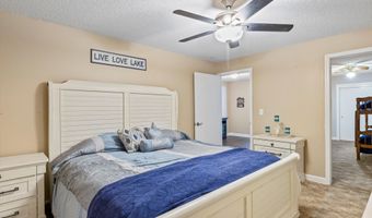 57 Lakeview Pt, Alexander City, AL 35010