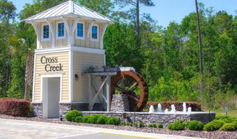 2400 Oak Stream Dr, Green Cove Springs, FL 32043