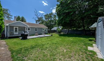 219 Bay Blvd, Bayville, NJ 08721