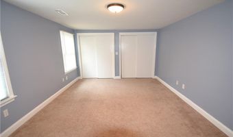 92 Trout Dr, Middletown, RI 02842