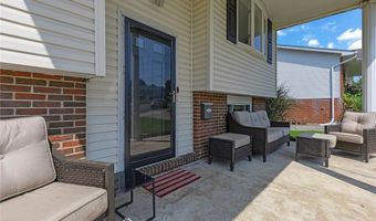 1102 Queens Mill Rd, Aliquippa, PA 15001