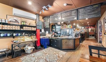 28 Central Sq, Bristol, NH 03222