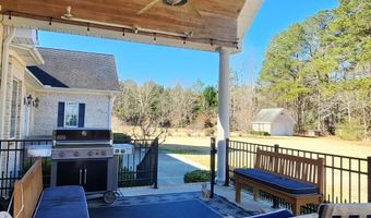 359 Timber Cove Dr, Whiteville, NC 28472
