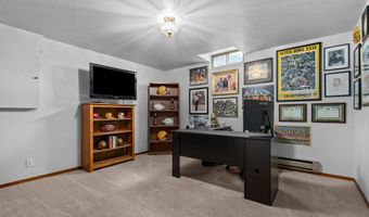 3300 N RANKIN St, Appleton, WI 54911