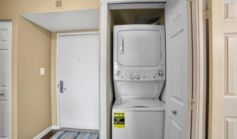 10101 GROSVENOR Pl 1901, Rockville, MD 20852