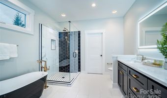 157 Meadow Breeze Rd, Arden, NC 28704