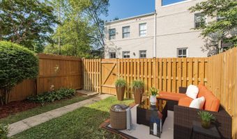 526 N PAYNE St, Alexandria, VA 22314