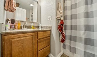 333 E Kelly Ave, Augusta, KS 67010