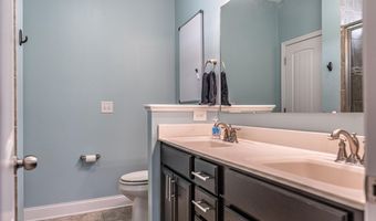 150 Michie Pl, Aberdeen, NC 28315
