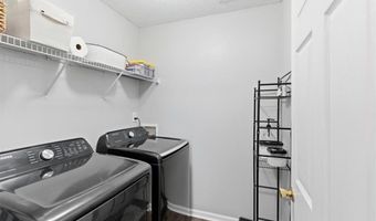 56 Princeton Glen Ct, Adairsville, GA 30103