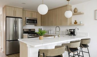 8210 Orchard Ave, La Mesa, CA 91942