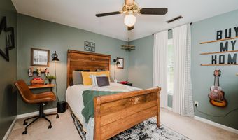 4004 POPLAR Dr, Adamsville, AL 35005