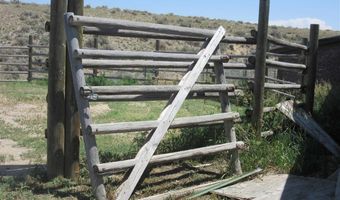 28 Mustang Ln, Cody, WY 82414