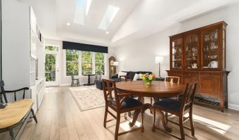 3306 Sunton Rd, Ann Arbor, MI 48105