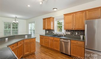 168 Carolina Bluebird Loop, Arden, NC 28704