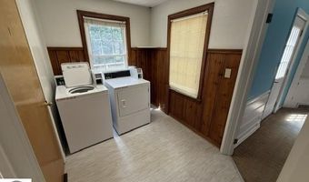 715 W Center St, Alma, MI 48801