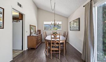 1562 Avenida Del Manzano, Camarillo, CA 93010