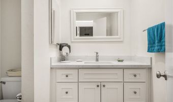 5573 E Vista Del Rio, Anaheim, CA 92807