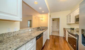 273 Scio Village Ct 125, Ann Arbor, MI 48103