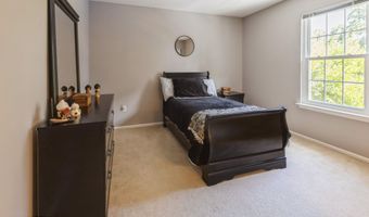 94 Georgetown Blvd, Barnegat, NJ 08005