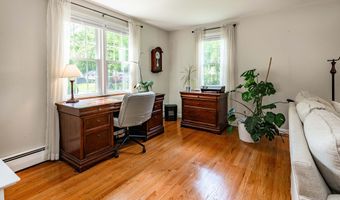 320 Spruce St, Cheshire, CT 06410