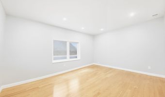429 KENNEDY Blvd, Bayonne, NJ 07002