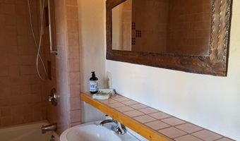 54 C Valdez Rim Rd, Arroyo Seco, NM 87514