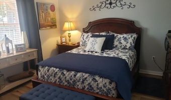 1169 Barnett Bend Dr, Brandon, MS 39047