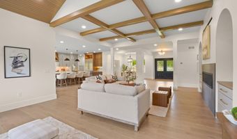 32 Colby Farm Rd, Chester, NH 03036