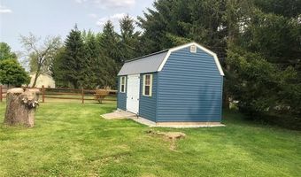 10911 Devil's Lake Hwy Hwy, Addison, MI 49220