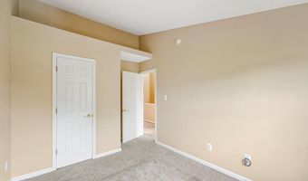 43191 RIDERS Sq, Broadlands, VA 20148