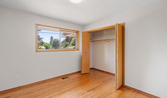 7307 SE MONROE St, Milwaukie, OR 97222