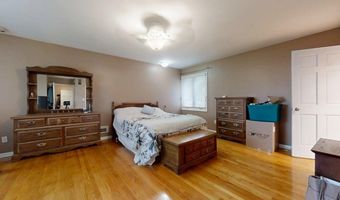229 E Jefferson St, Arcola, IL 61910