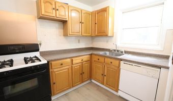 1 Camelot Dr Apt 2, Bloomfield, CT 06002