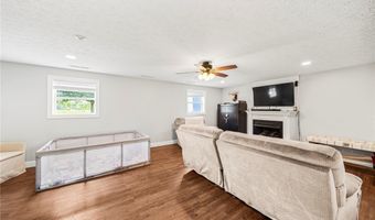 350 Townline Rd, Aurora, OH 44202