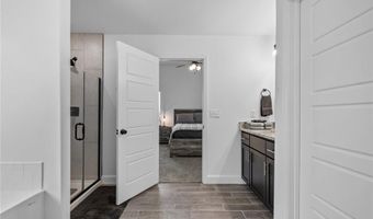 6102 NW Hoover St, Bentonville, AR 72713