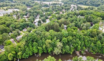 330 Catherine Ct, Allegan, MI 49010