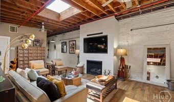 585 White Cir 402, Athens, GA 30605